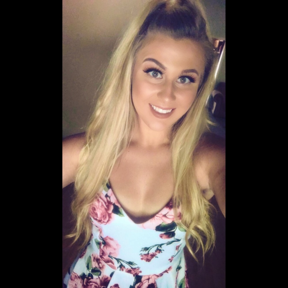 Meet your Posher, Tiffany